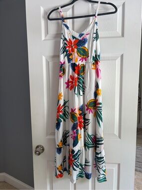 Old Navy Multicolor Floral Dress